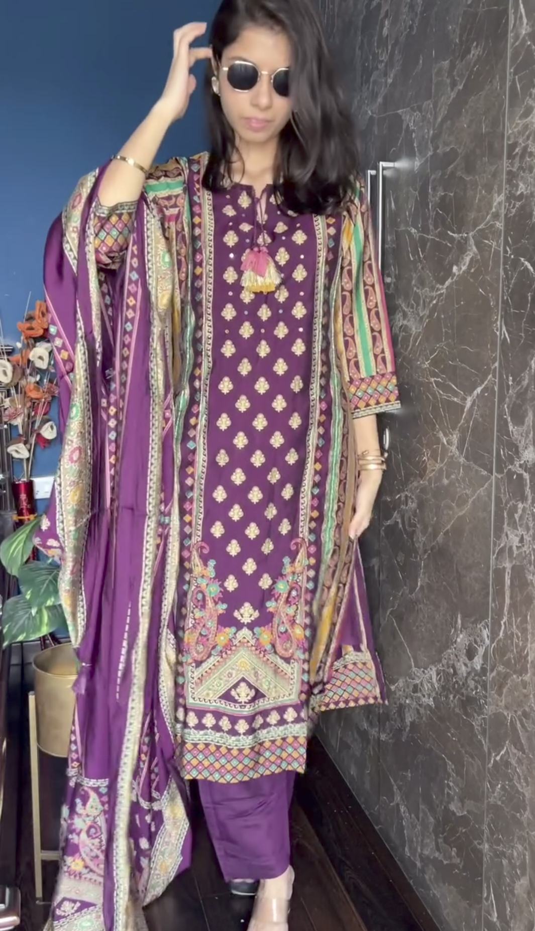 Pack of 2 beautiful woman 3pcs suit