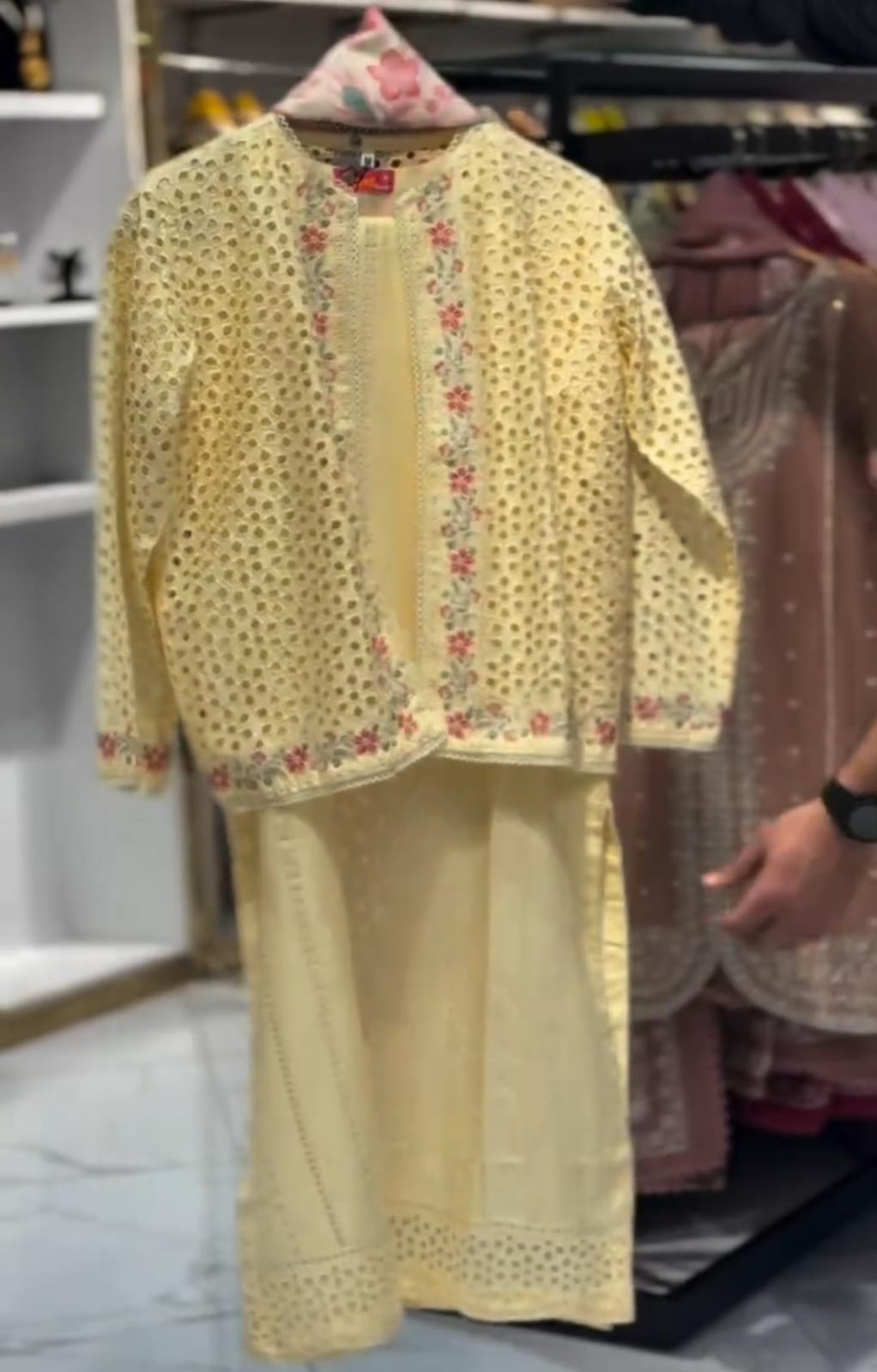 Women’s Chikankari 4PCS Se