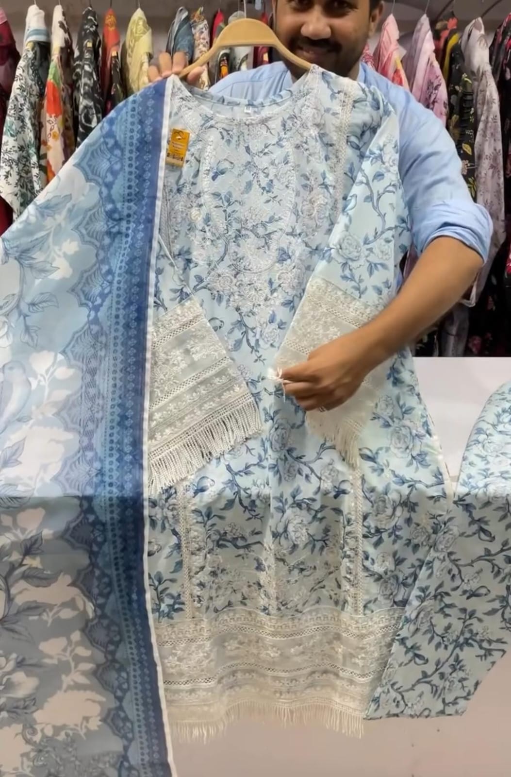 Women Cotton Lawn Embroidery 3-Piece Suit
