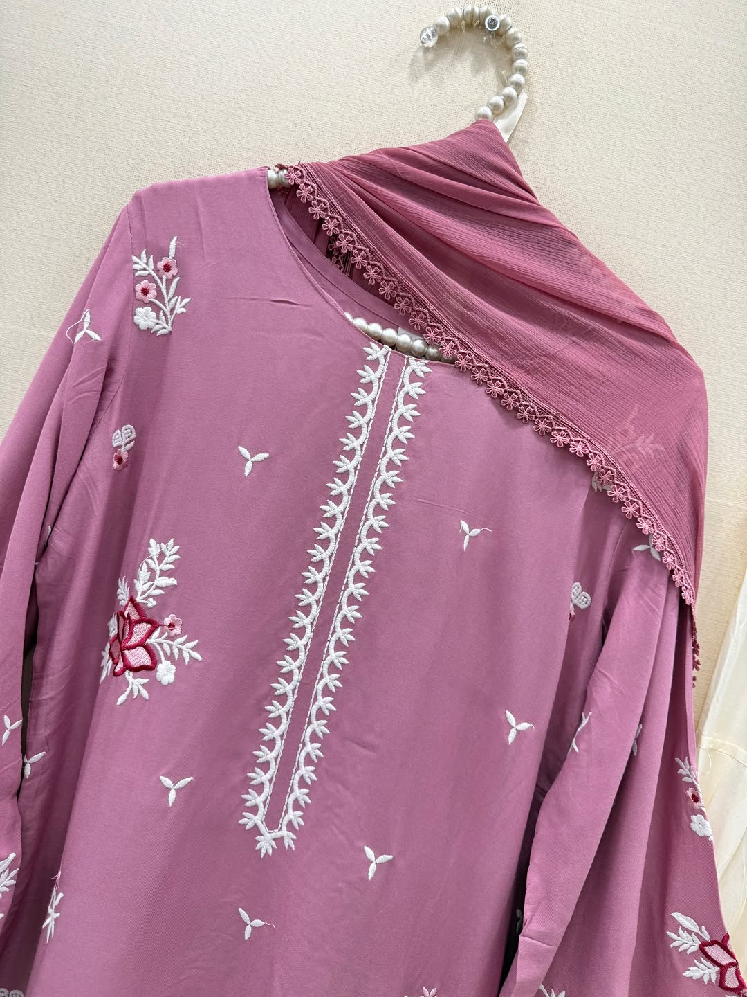 Women 3-Piece Suit Embroidery
