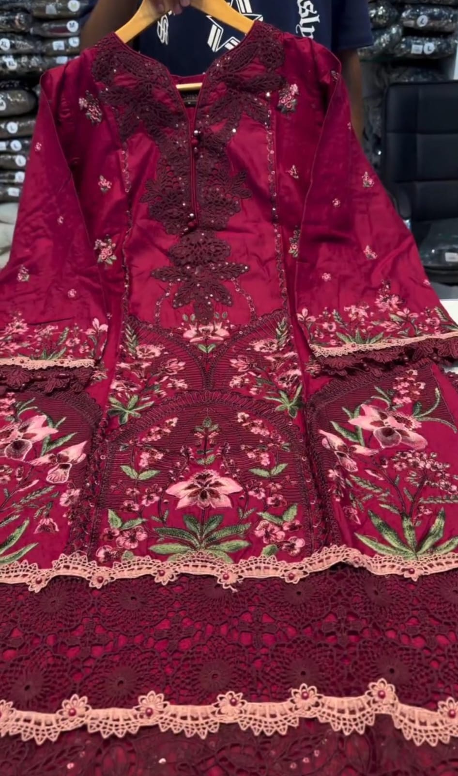 Women Embroidered Cutwork 3-Piece Suit