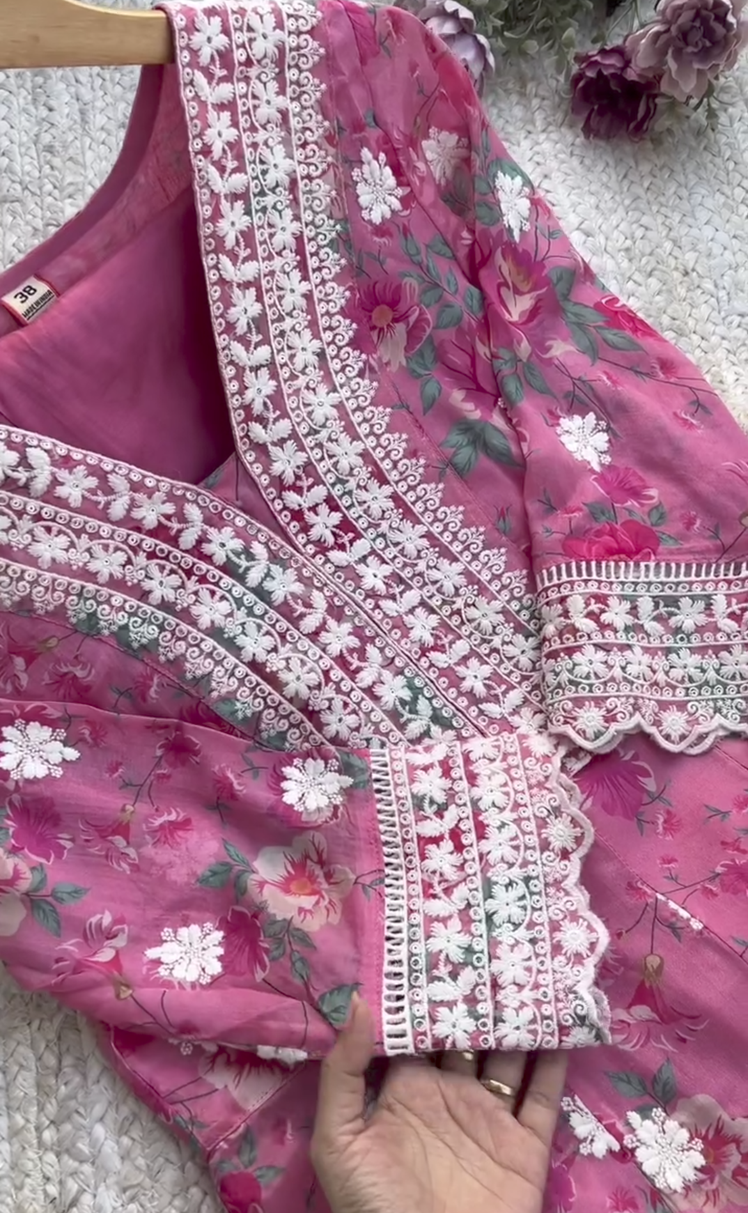 Beautiful chikankari Anarkali Dress 🔥💖