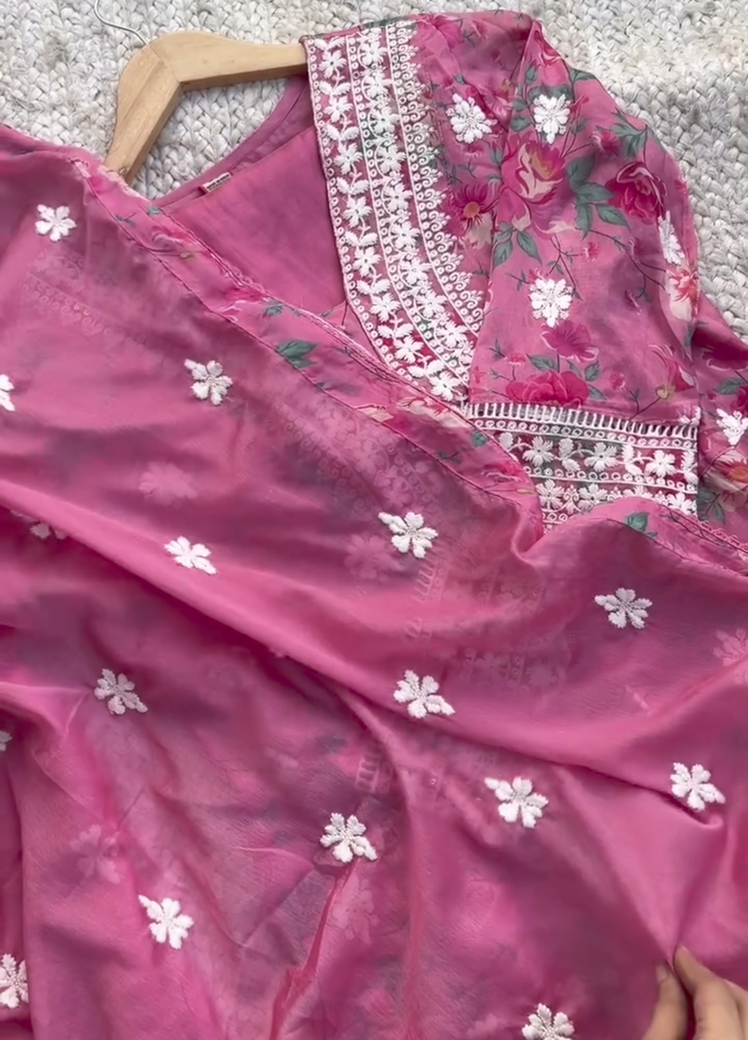 Beautiful chikankari Anarkali Dress 🔥💖